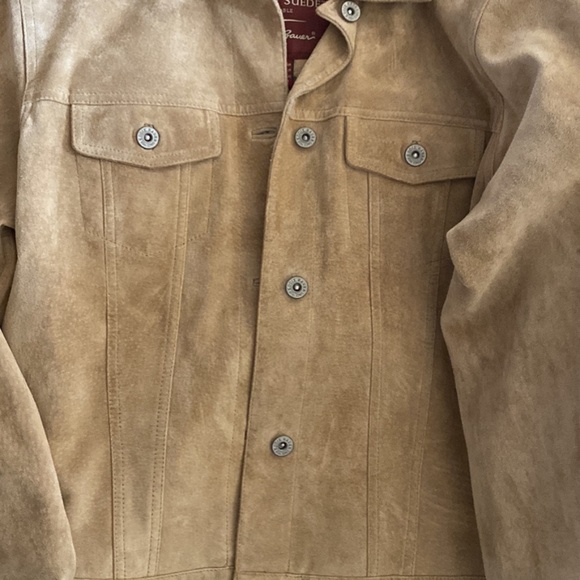 Eddie Bauer Seattle Suede Like New - Picture 1 of 4
